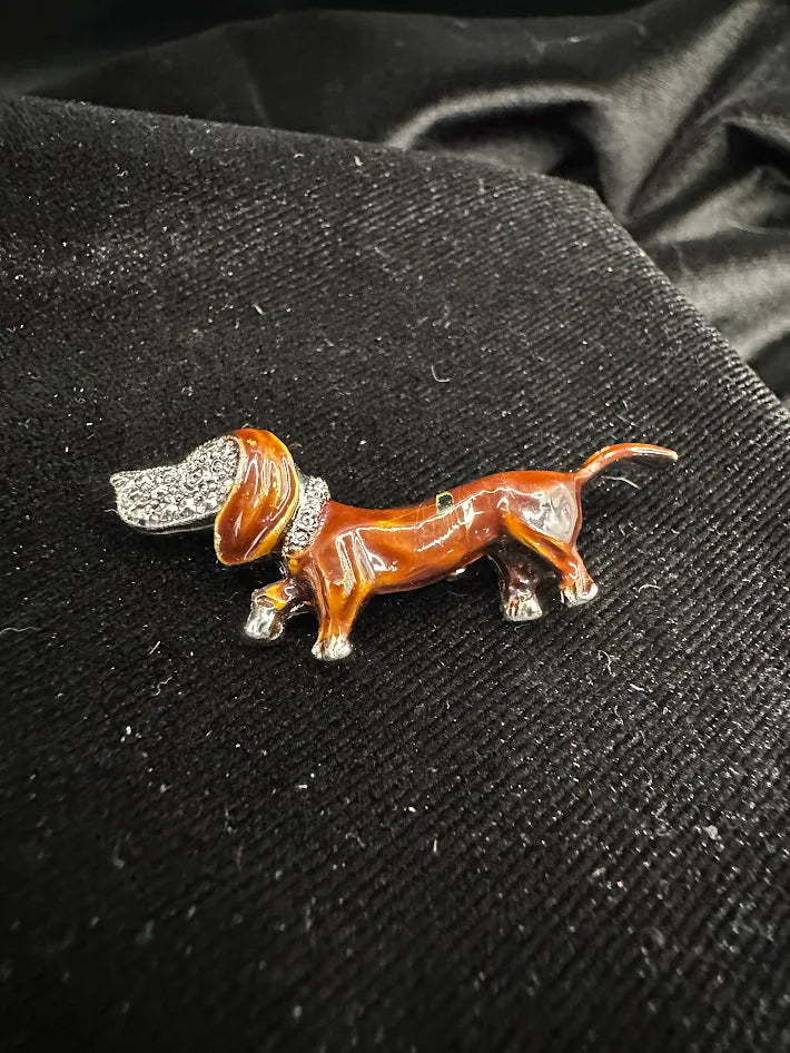 (NEED BACK PIC) Brown enamel dachshund brooch with clear crystal ear and collar accents