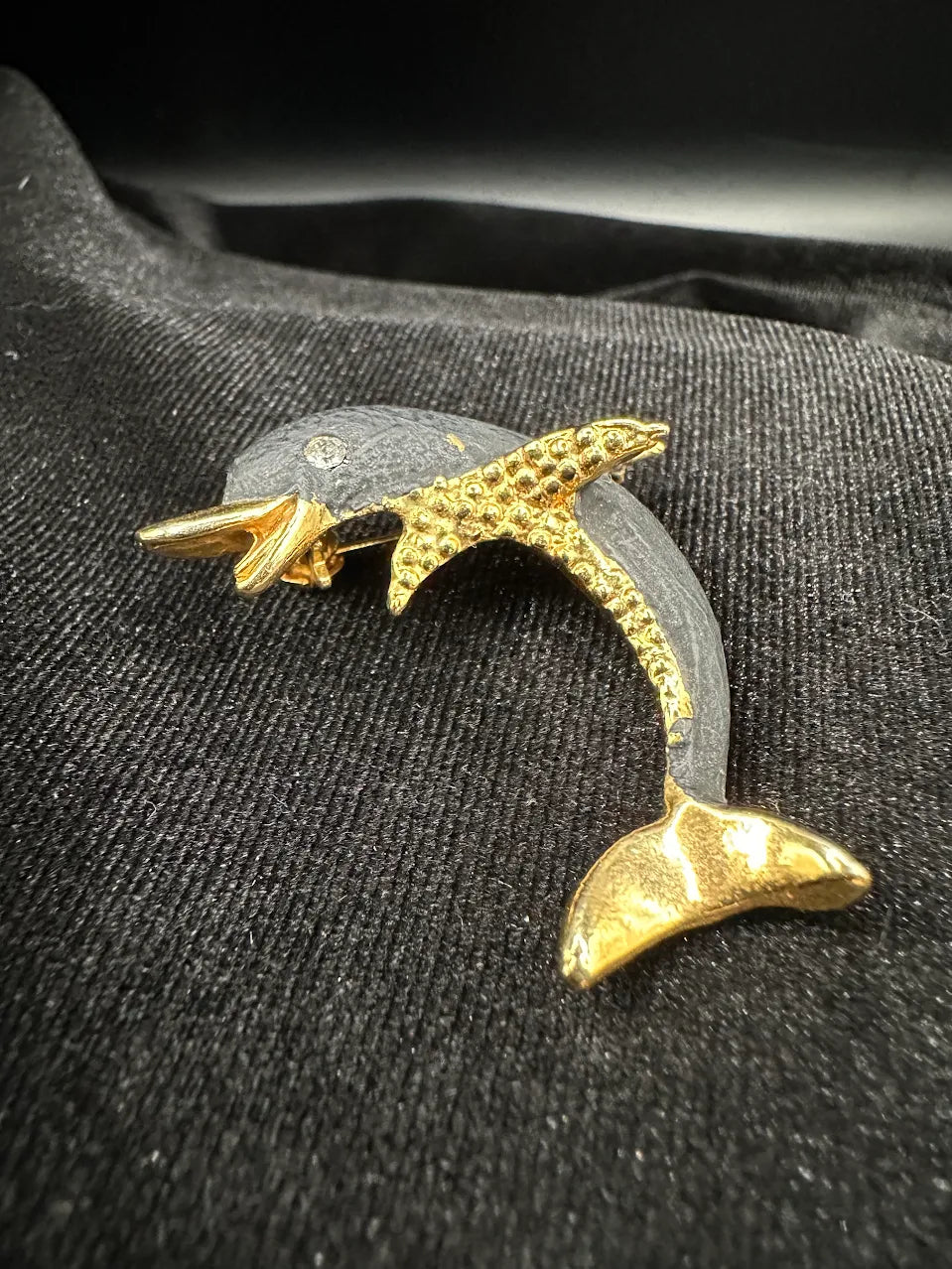 Gold Tone Gray Dolphin Brooch | Crystal Accent Sea Life Pin  Description