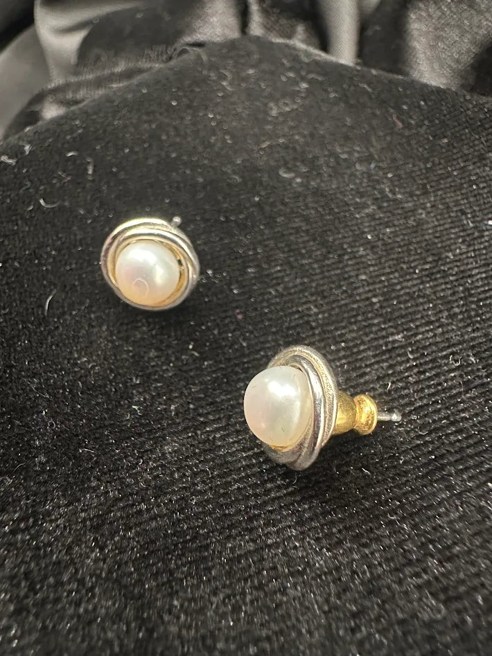 Silver-tone layered button stud earrings with faux pearl centers, view 3