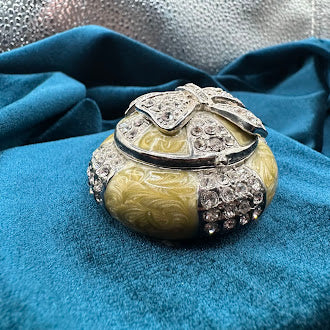 Enamel Mushroom Cap Magnetic Trinket Box Rhinestone Bow Lid Silver Tone Detail