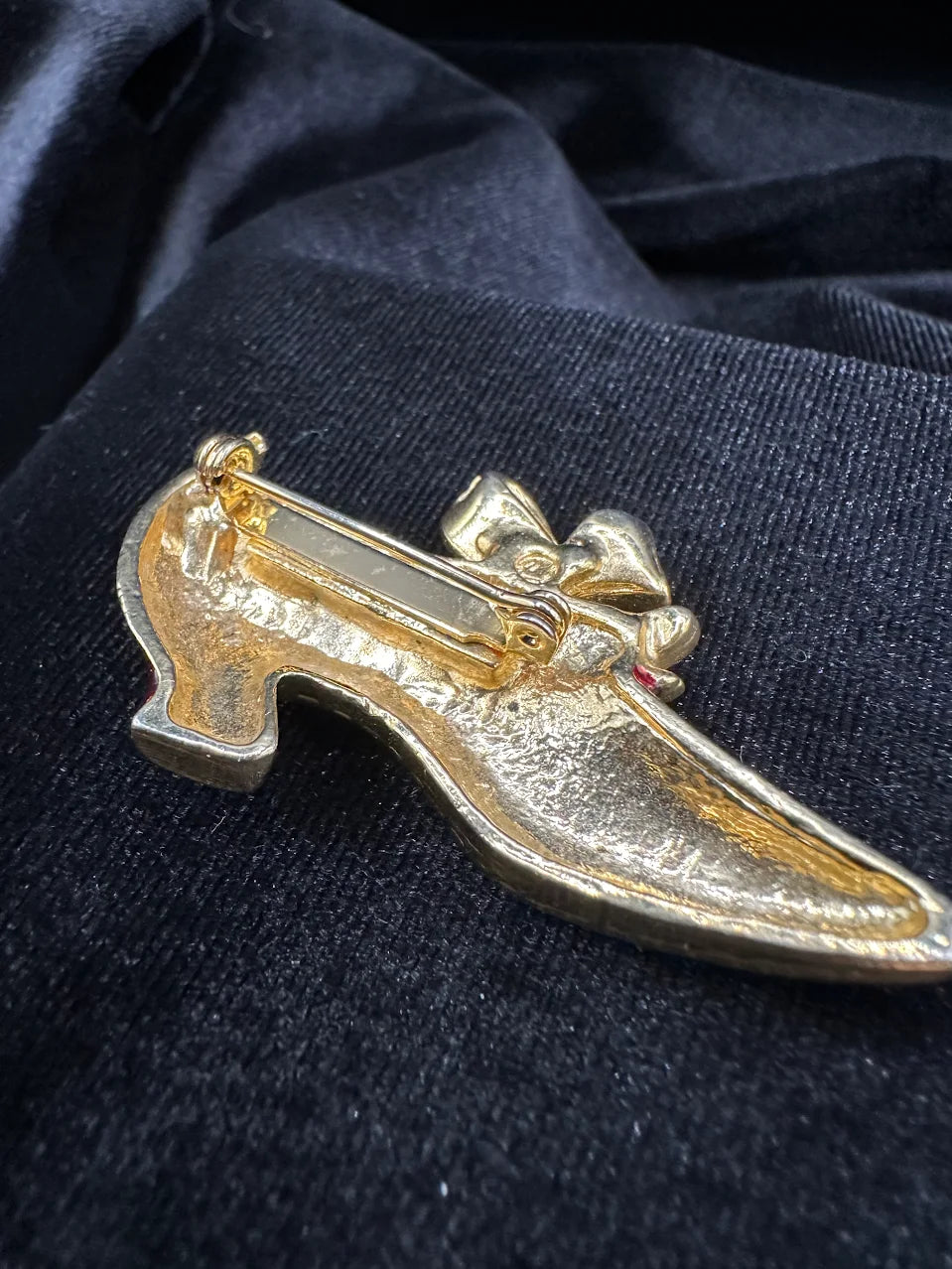 Red Enamel Style Shoe Brooch