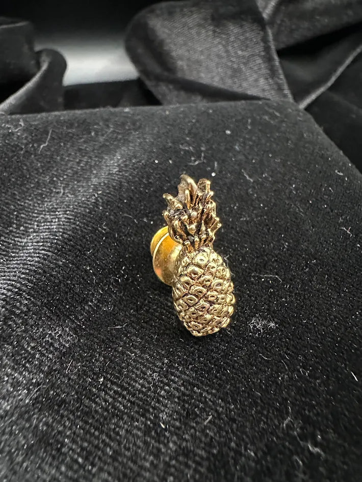 Gold Tone Pineapple Brooch Small Minimalist Fruit Pin Cute Jewelry