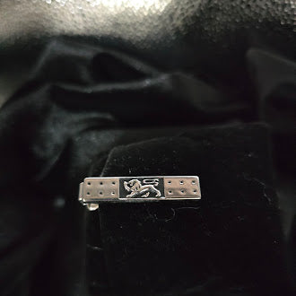 Swank silver tone lion motif tie bar tie clip